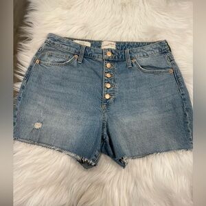 WOMEN'S HIGH WAIST MIDI DENIM JEAN SHORTS - UNIVERSAL THREAD - SIZE 10